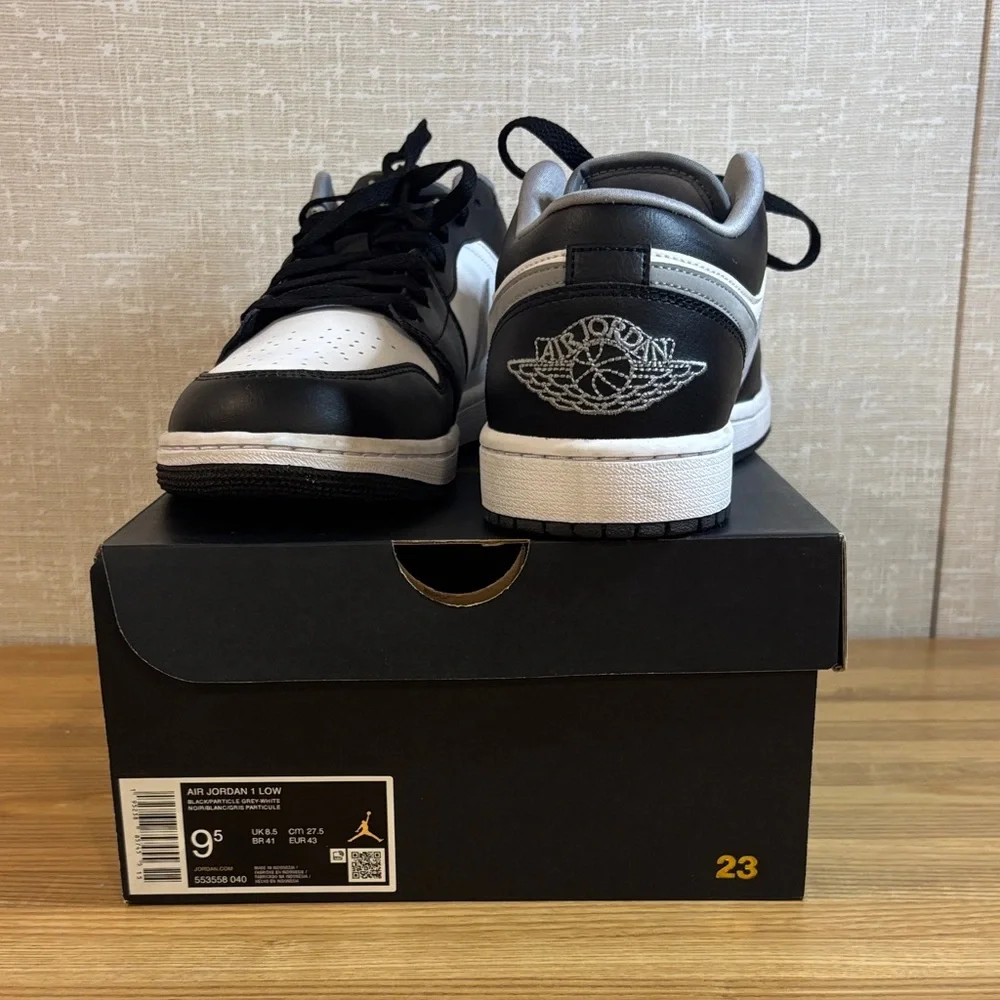 Jordan Men's Black White and Gray Low-Top Sneakers
